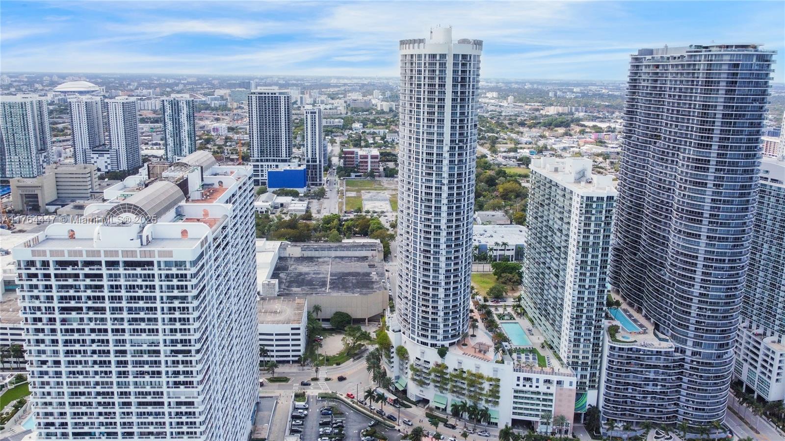 Property for Sale at 1750 N Bayshore Dr 4414, Miami, Broward County, Florida - Bedrooms: 2 
Bathrooms: 2  - $630,000