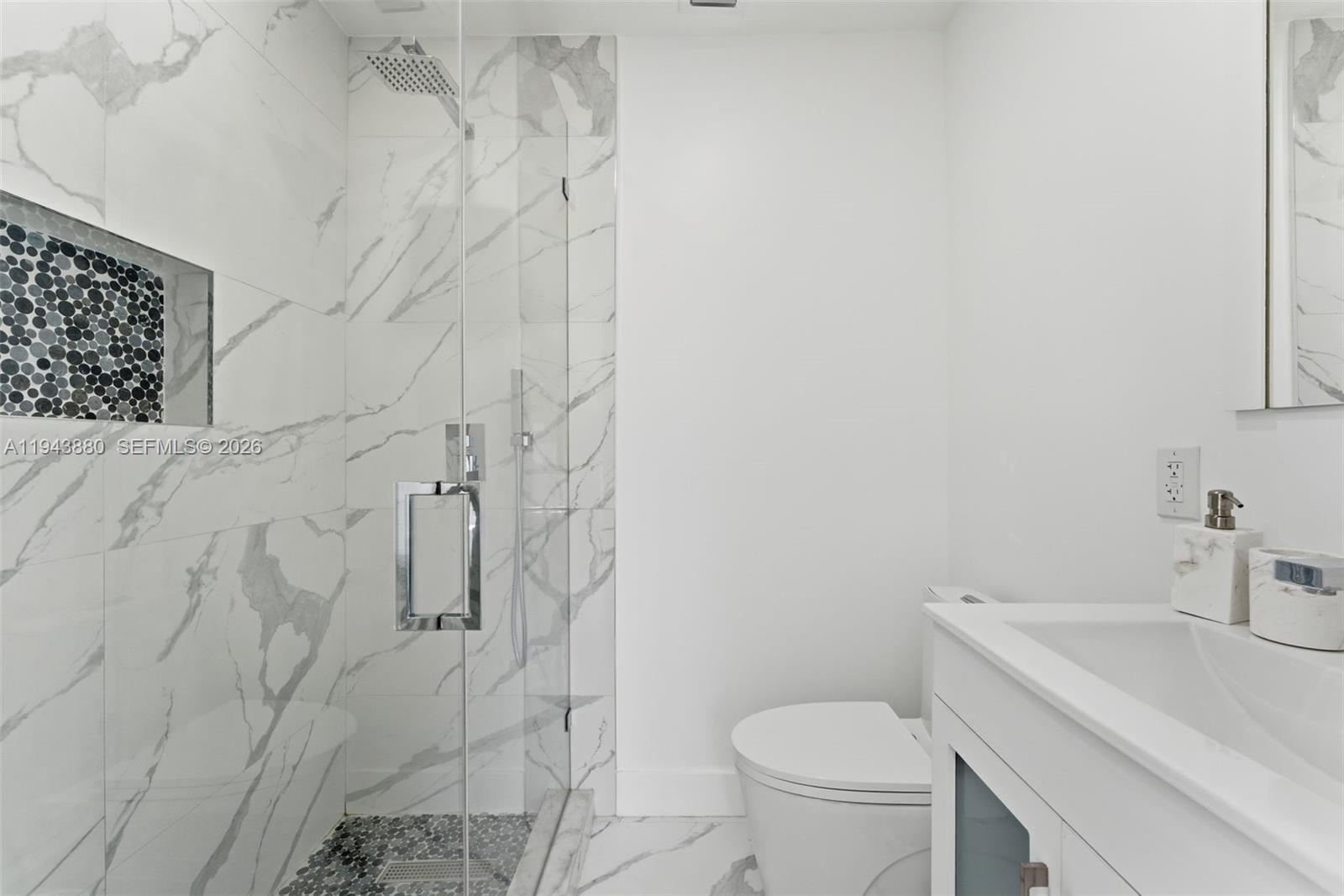 COUNTRY CLUB GROVE PT 4 - Residential