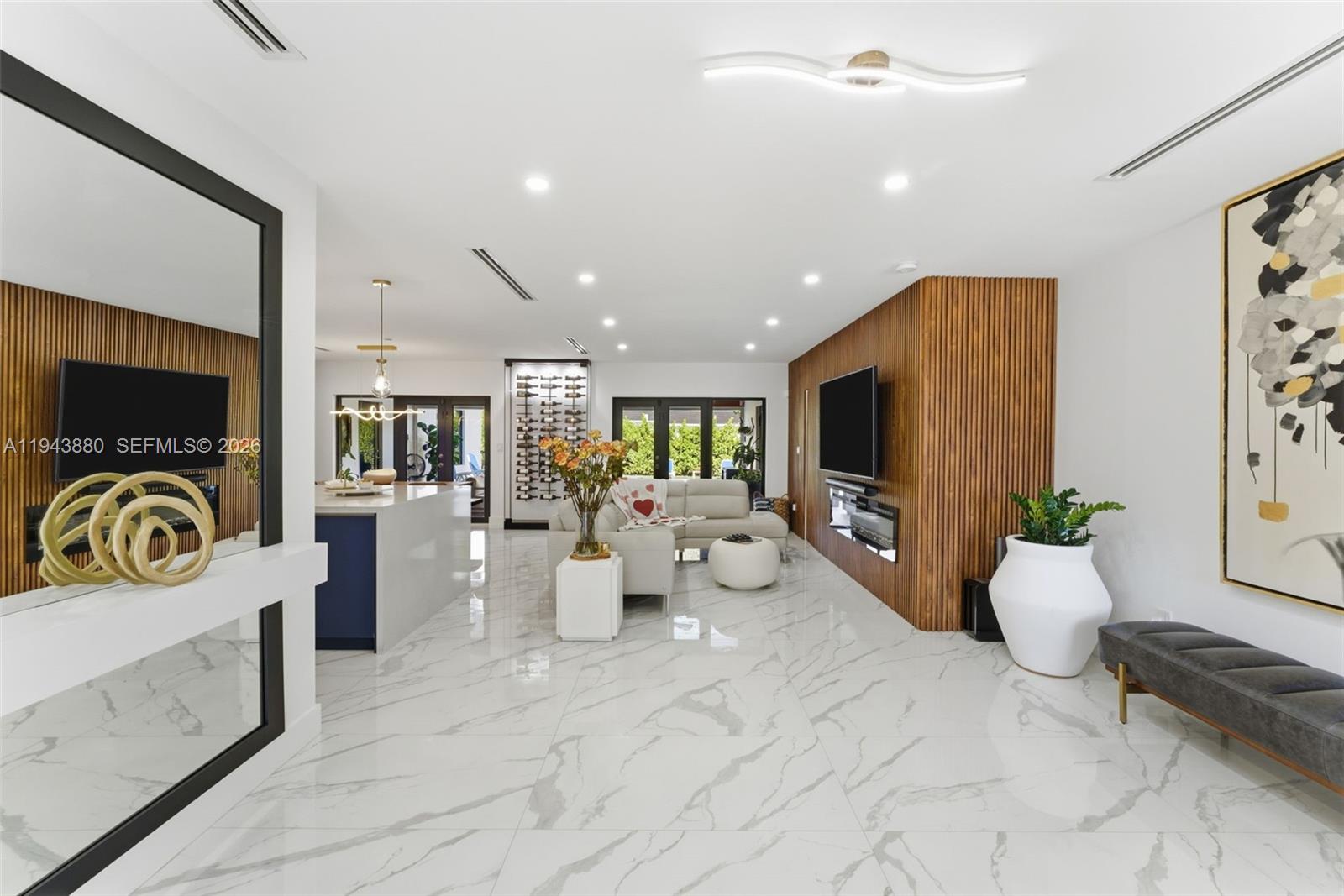 COUNTRY CLUB GROVE PT 4 - Residential