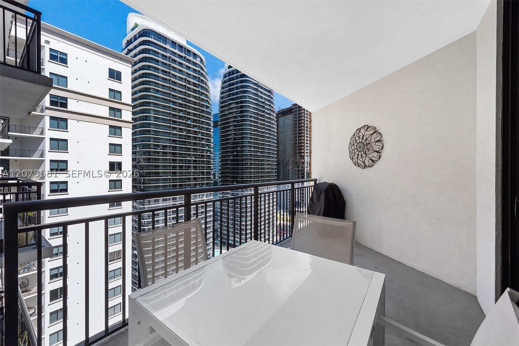 999 SW 1st Ave 3001