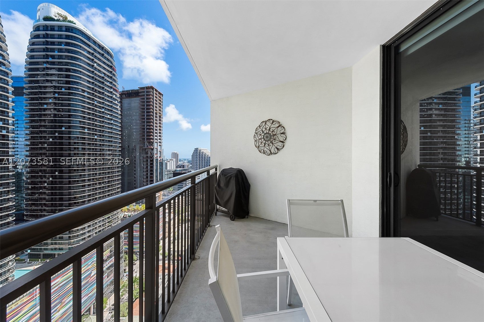 999 SW 1st Ave 3001