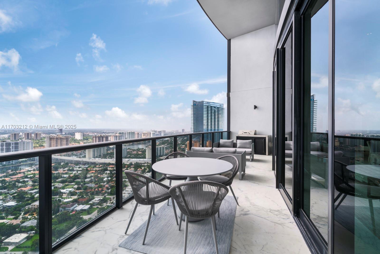 18555 COLLINS AVENUE COND - Residential
