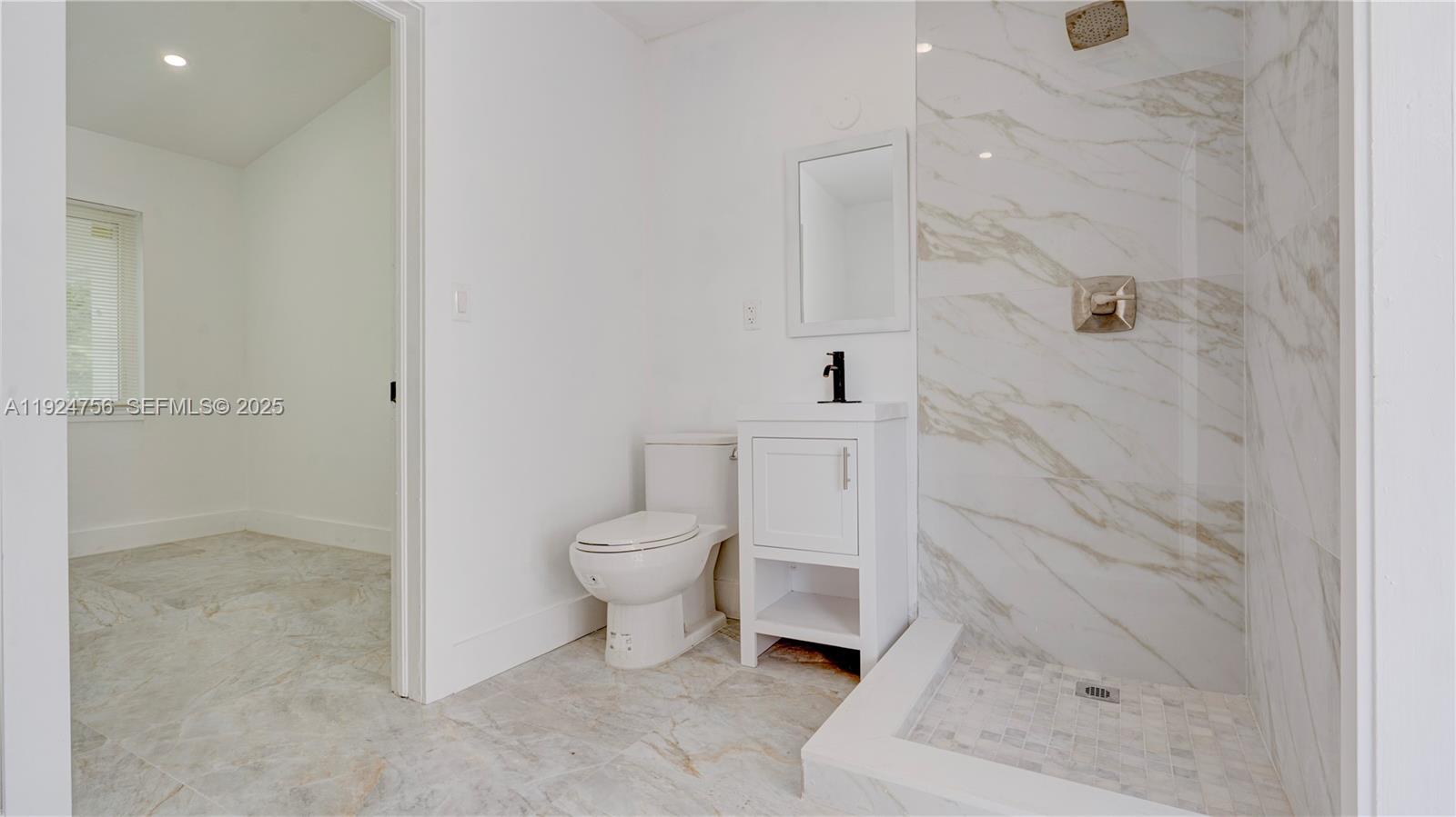 CHATEAU PARK SEC - Residential