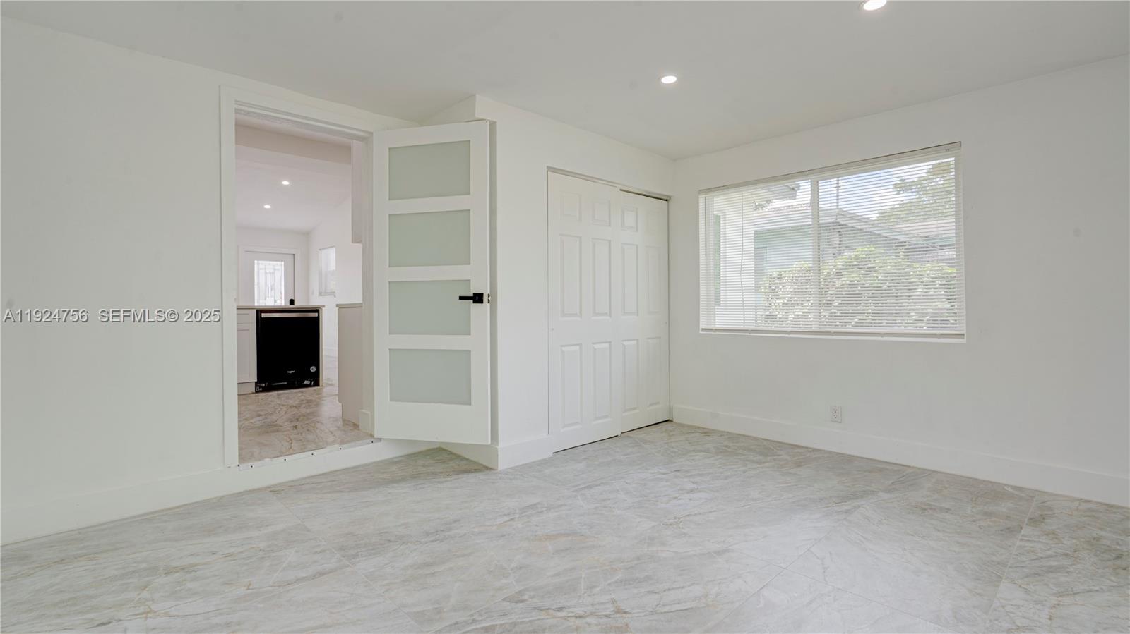 CHATEAU PARK SEC - Residential