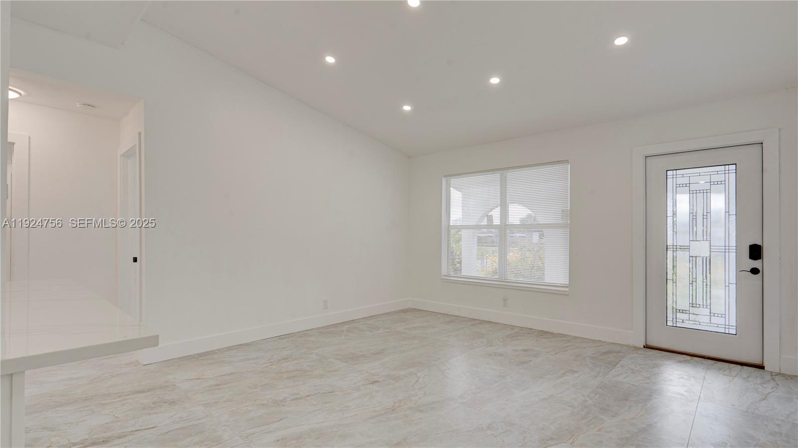 CHATEAU PARK SEC - Residential