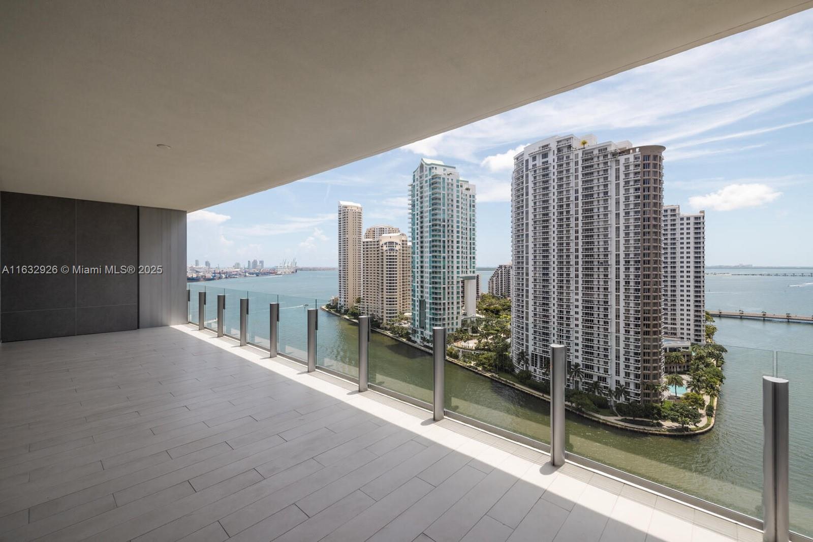 Dupont Plaza - Residential