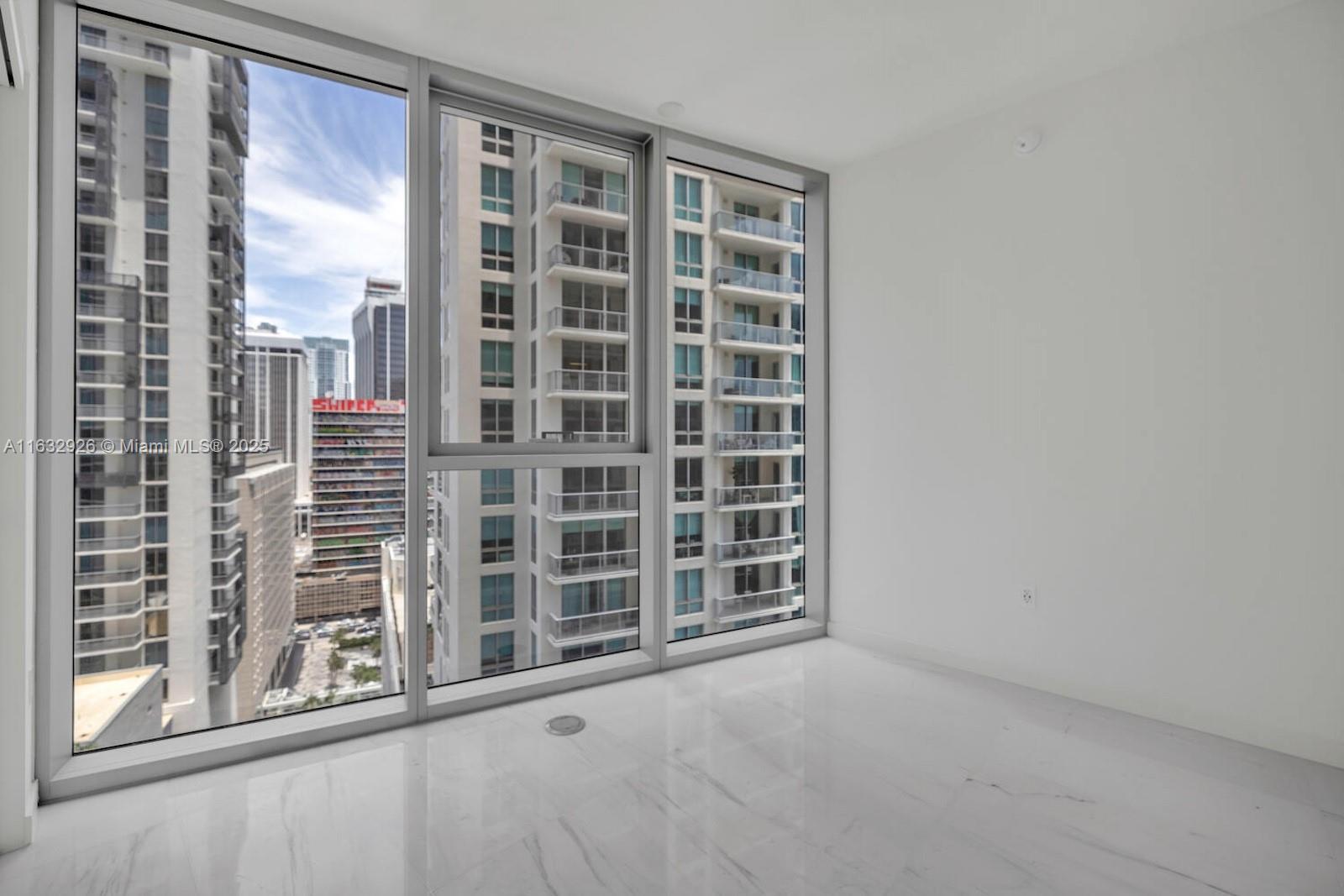Dupont Plaza - Residential