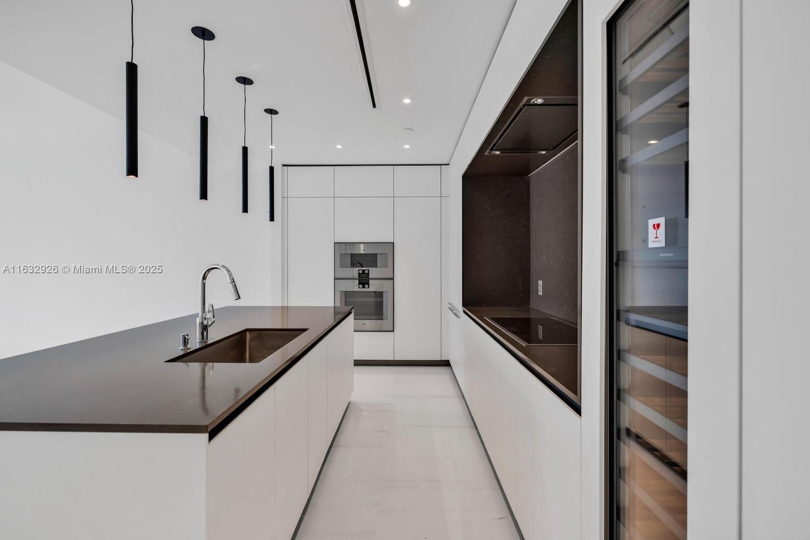 Dupont Plaza - Residential