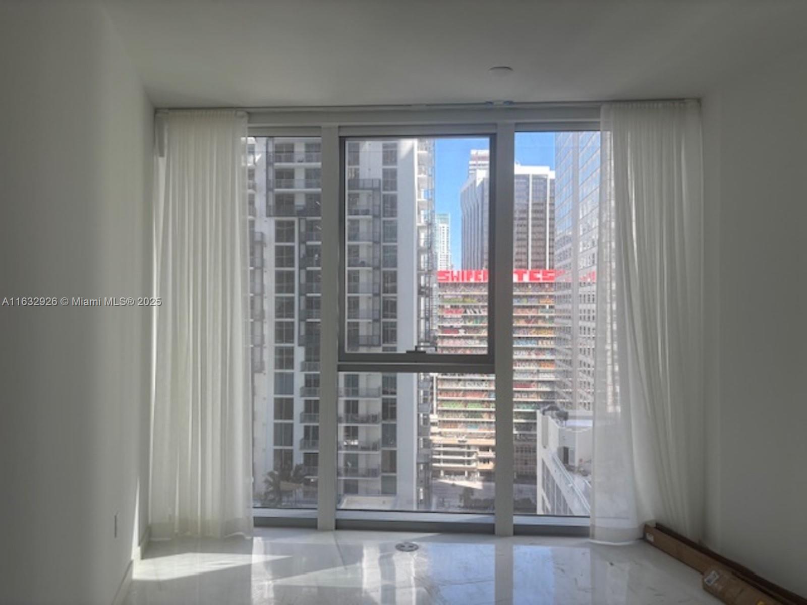 Dupont Plaza - Residential