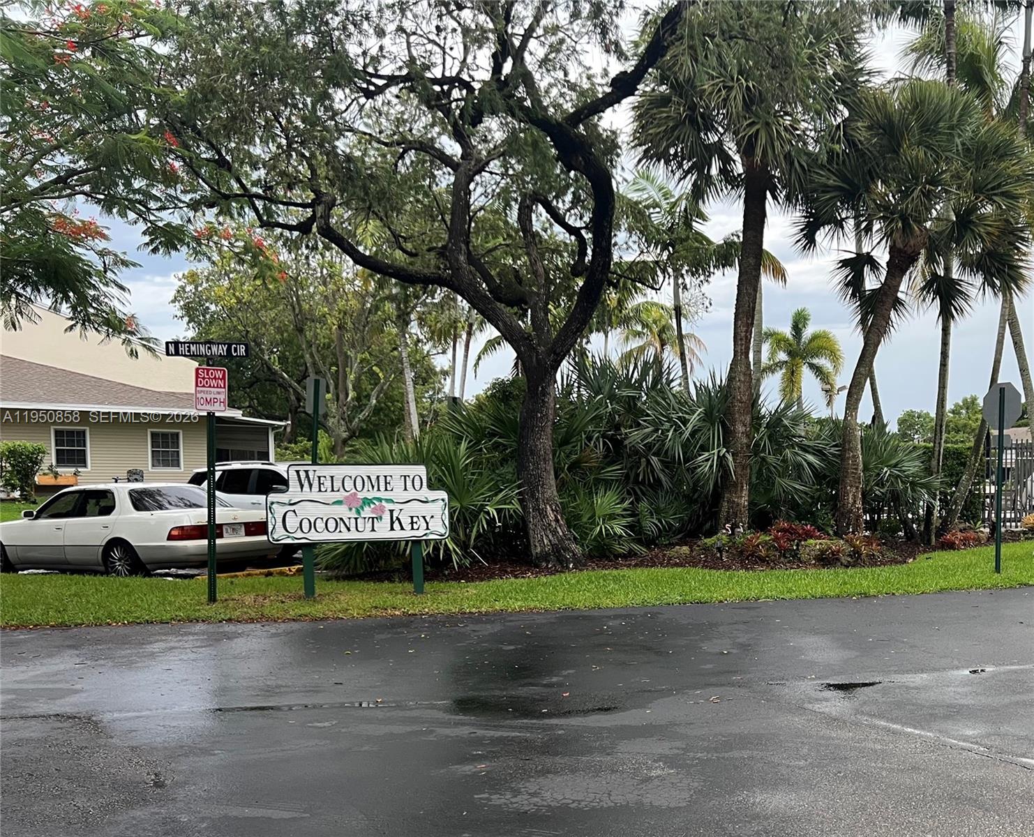 WOODLAKE SHORES - Residential