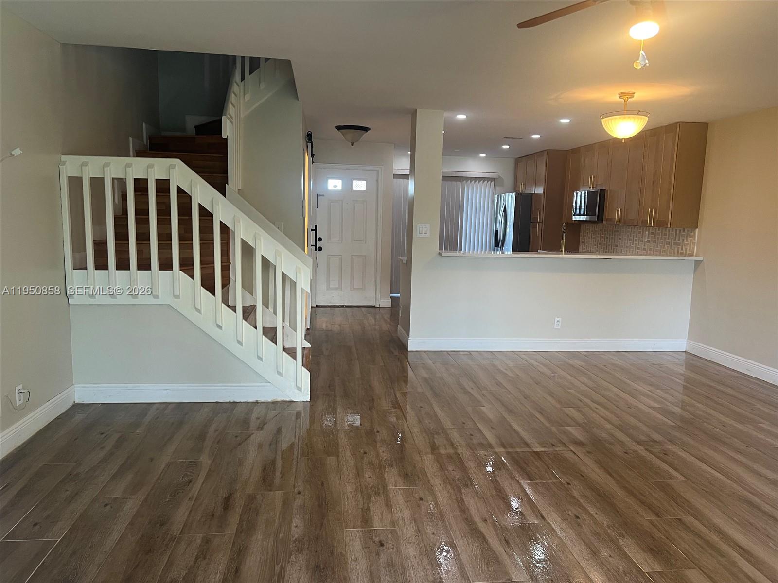 WOODLAKE SHORES - Residential