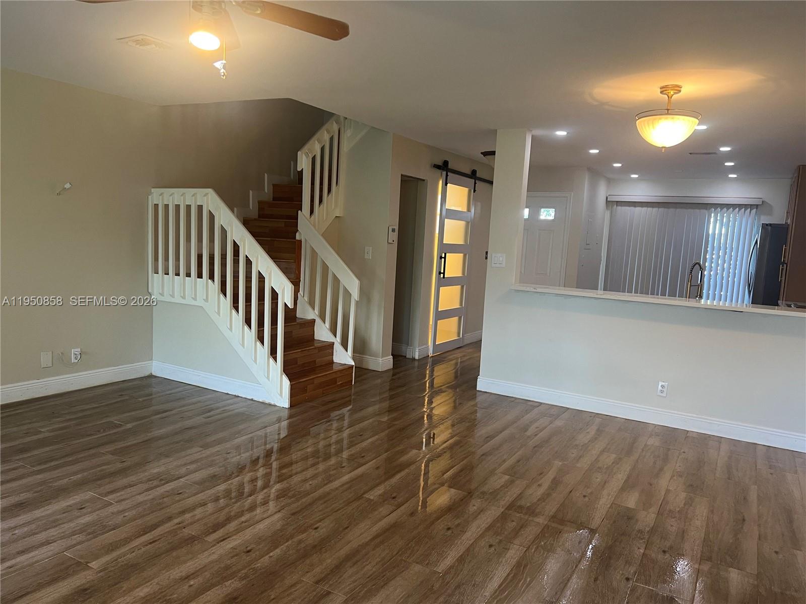 WOODLAKE SHORES - Residential