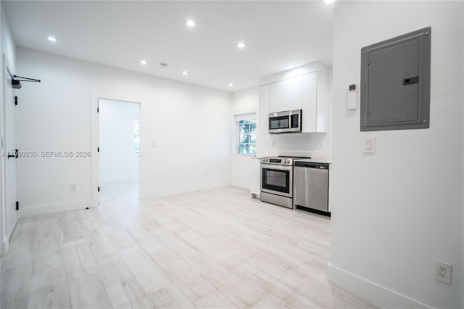 OCEAN BEACH ADDN NO 3 - Residential Lease