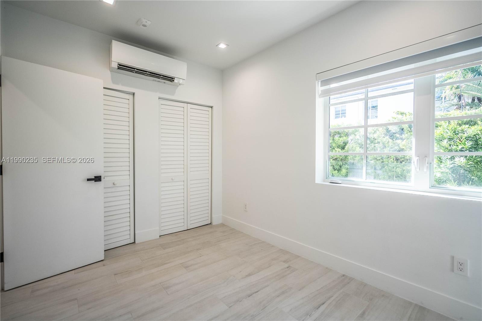 OCEAN BEACH ADDN NO 3 - Residential Lease