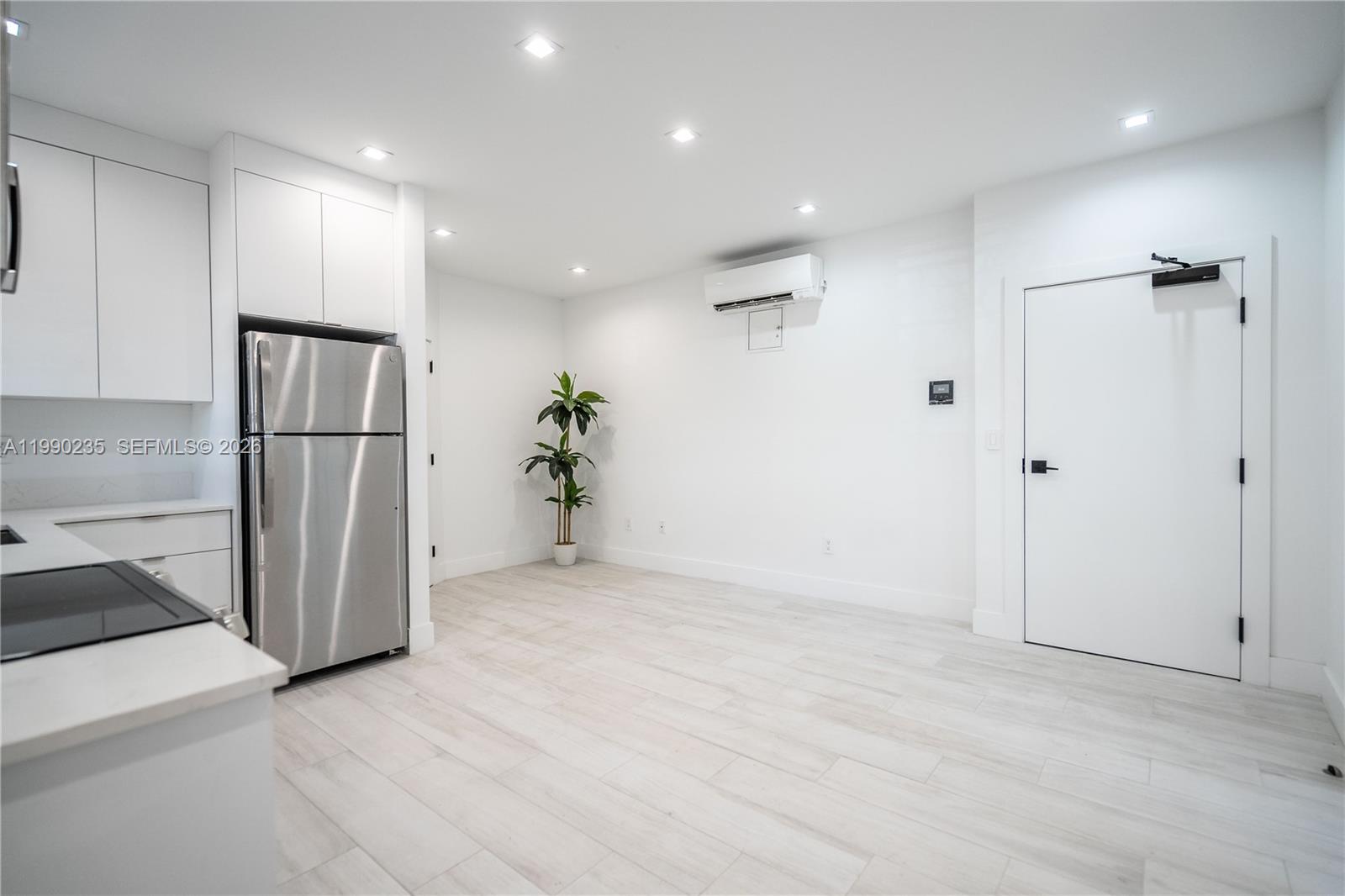 OCEAN BEACH ADDN NO 3 - Residential Lease