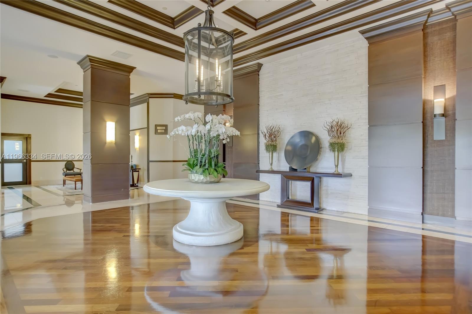 HARBOR TWS AT THE WATERWA - Residential