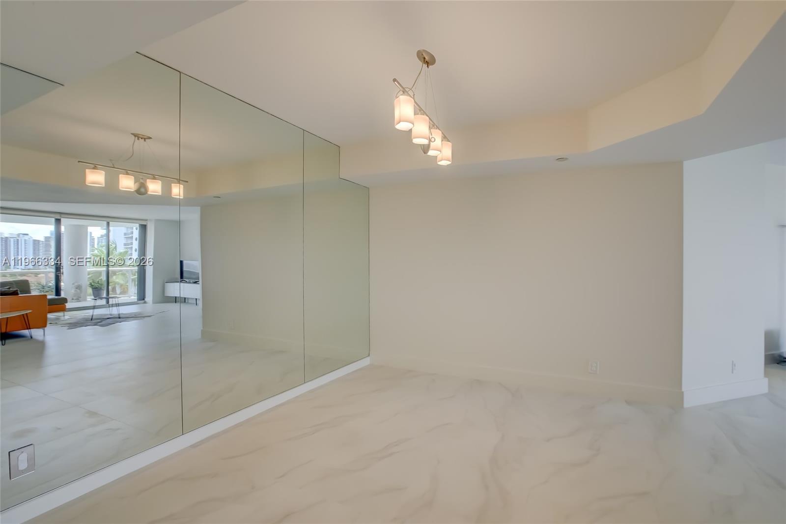 HARBOR TWS AT THE WATERWA - Residential