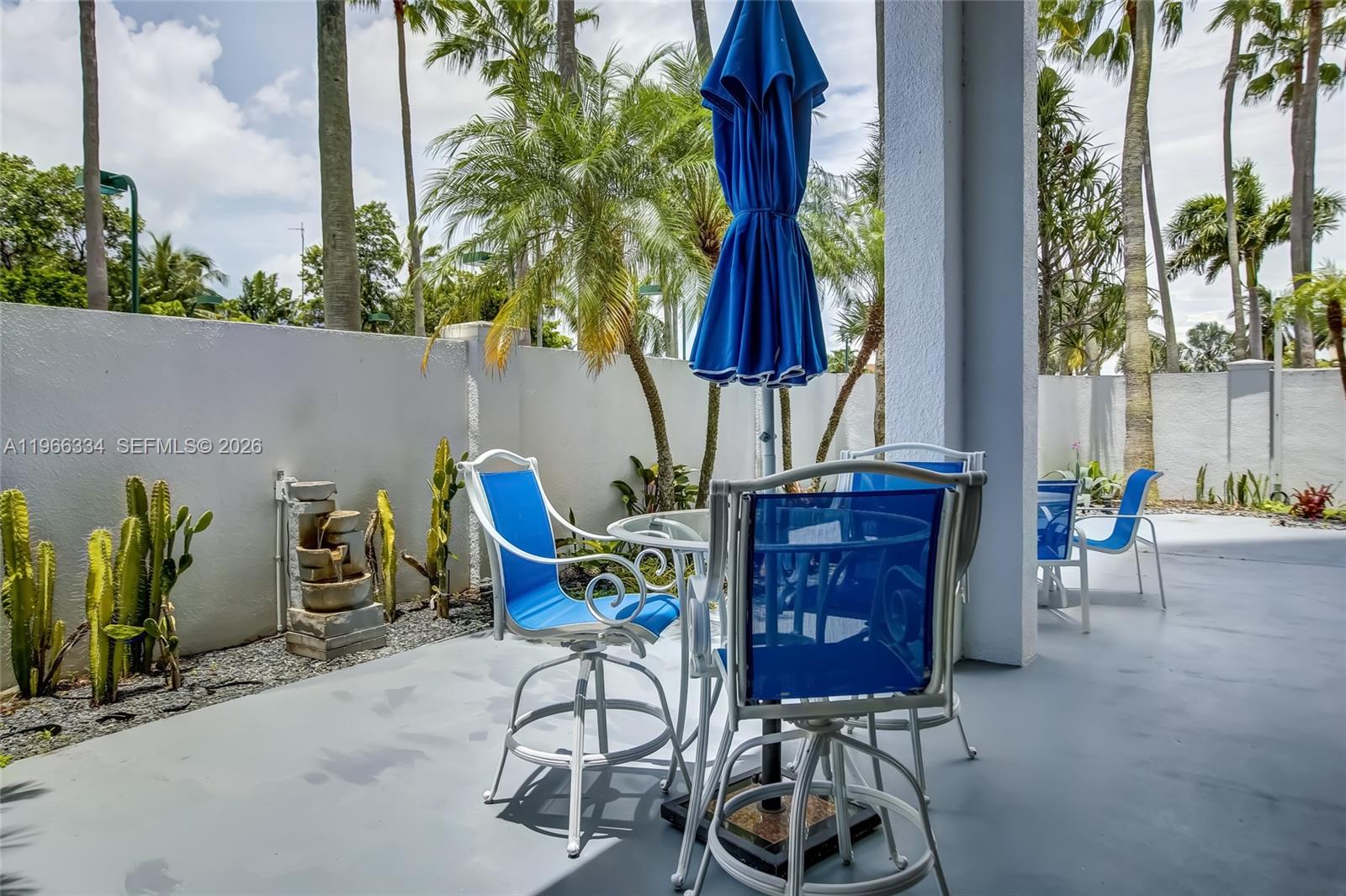 HARBOR TWS AT THE WATERWA - Residential