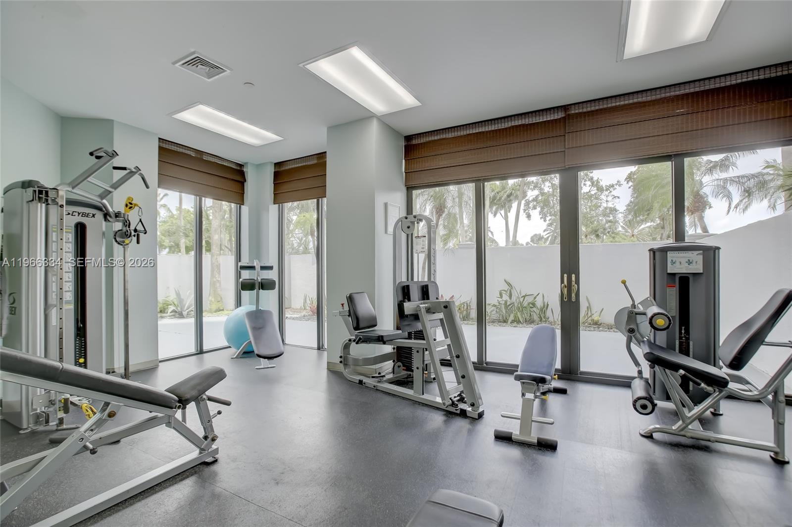 HARBOR TWS AT THE WATERWA - Residential