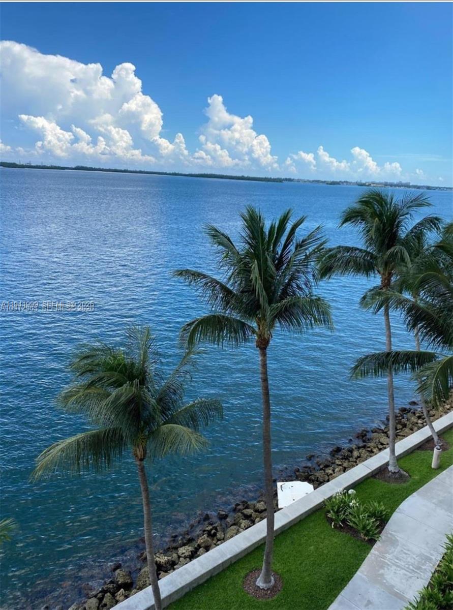 808 Brickell Key Dr 1003