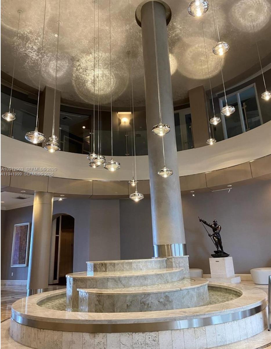 808 Brickell Key Dr 1003