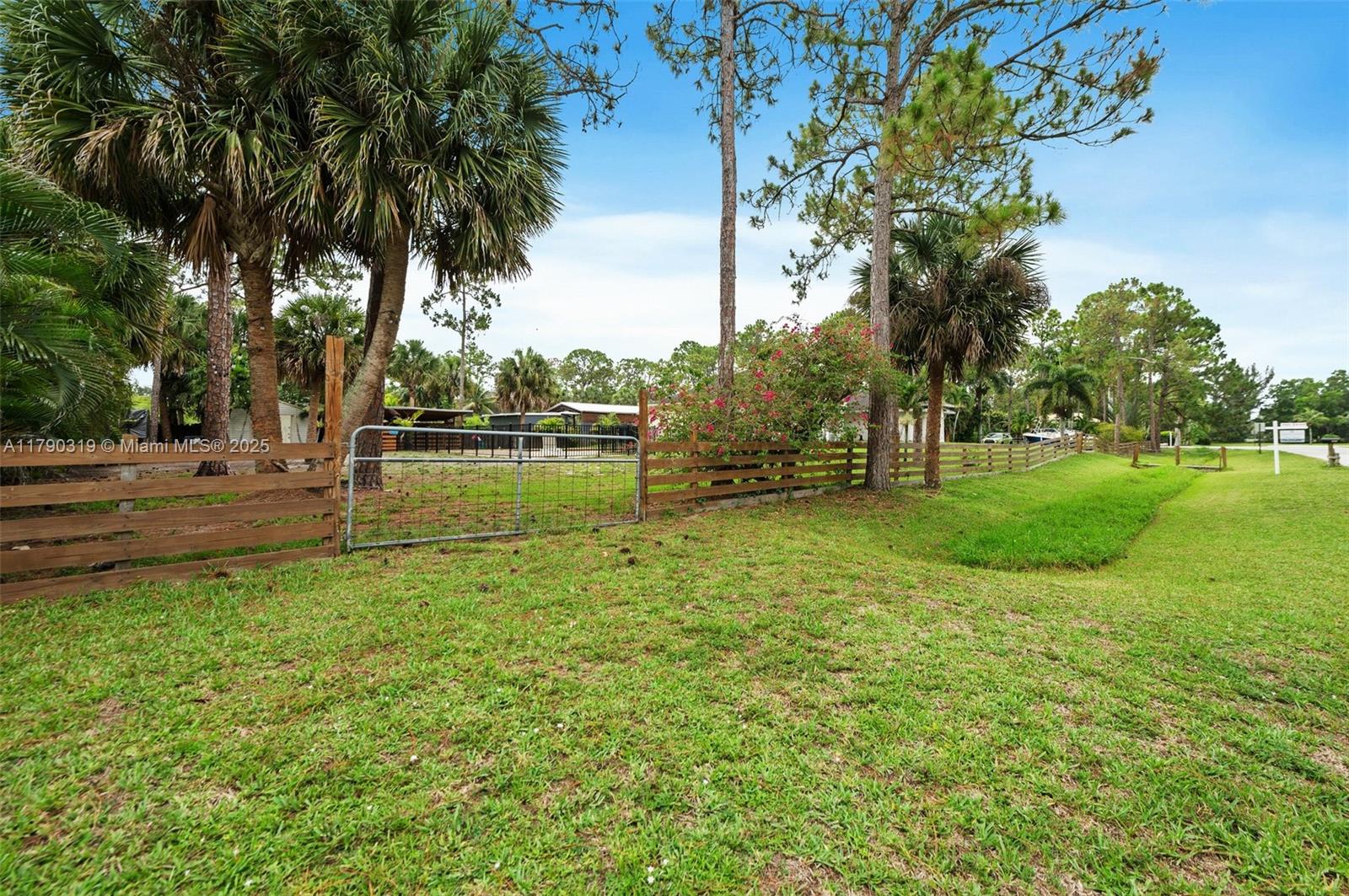 The Acreage - Residential Lease