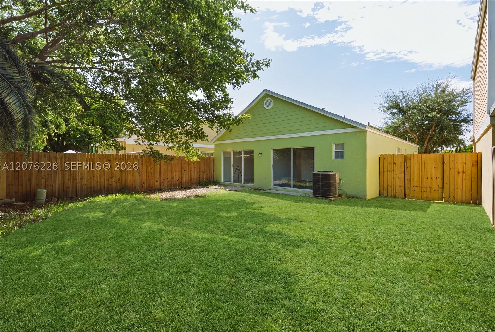 15969 SW 2nd St, Sunrise FL 33326