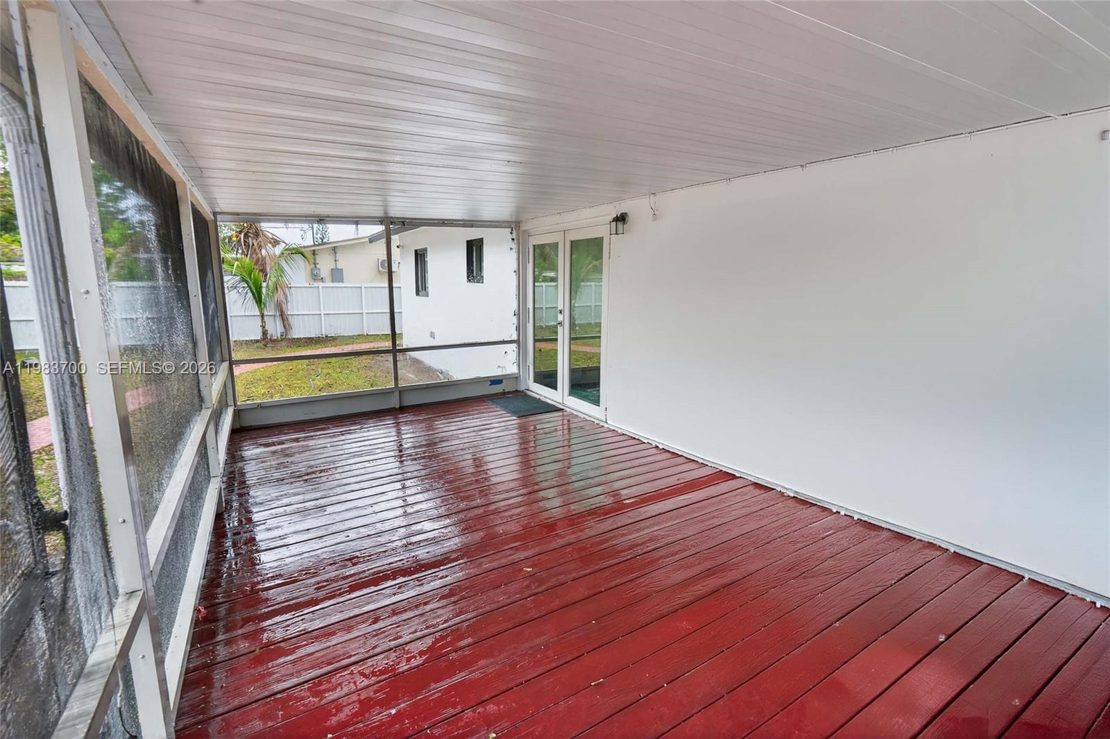 CAROL CITY 5TH ADDN - Residential