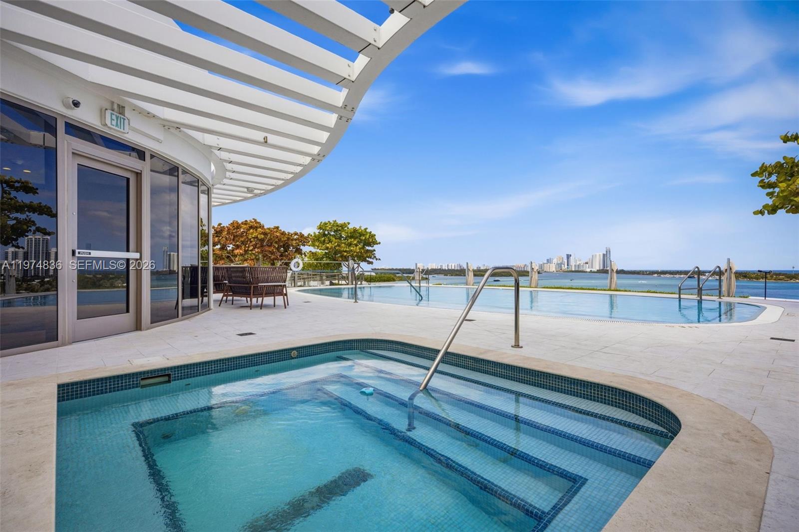 Onda Residences - Residential