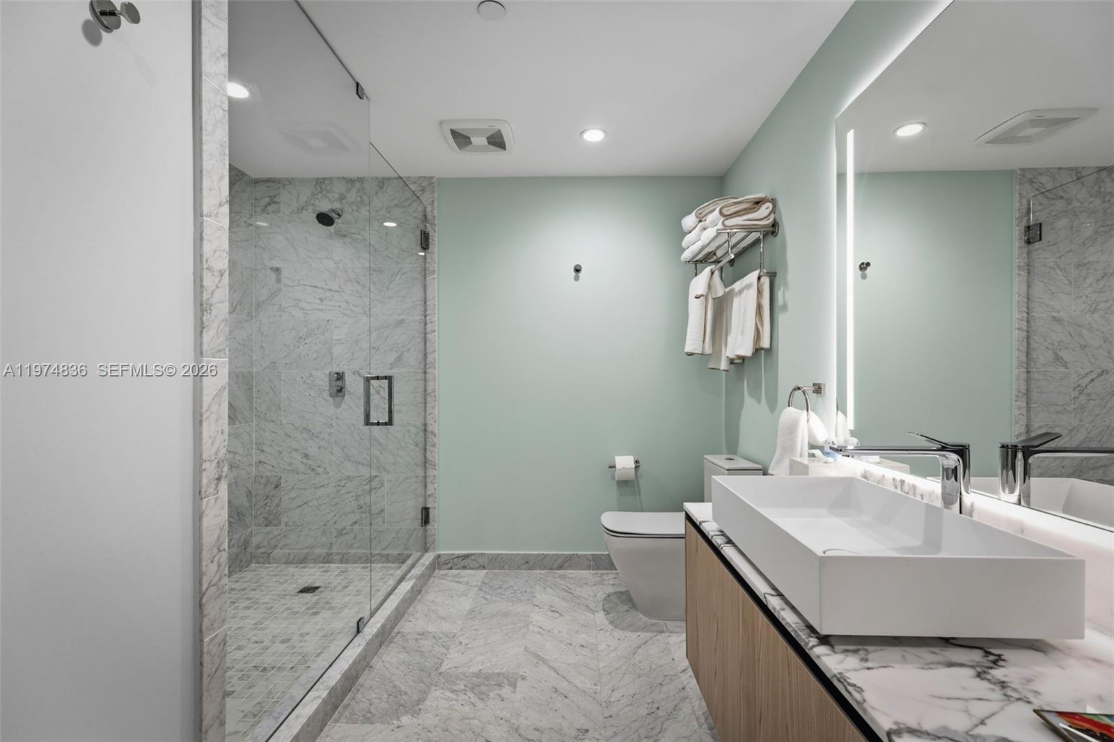 Onda Residences - Residential