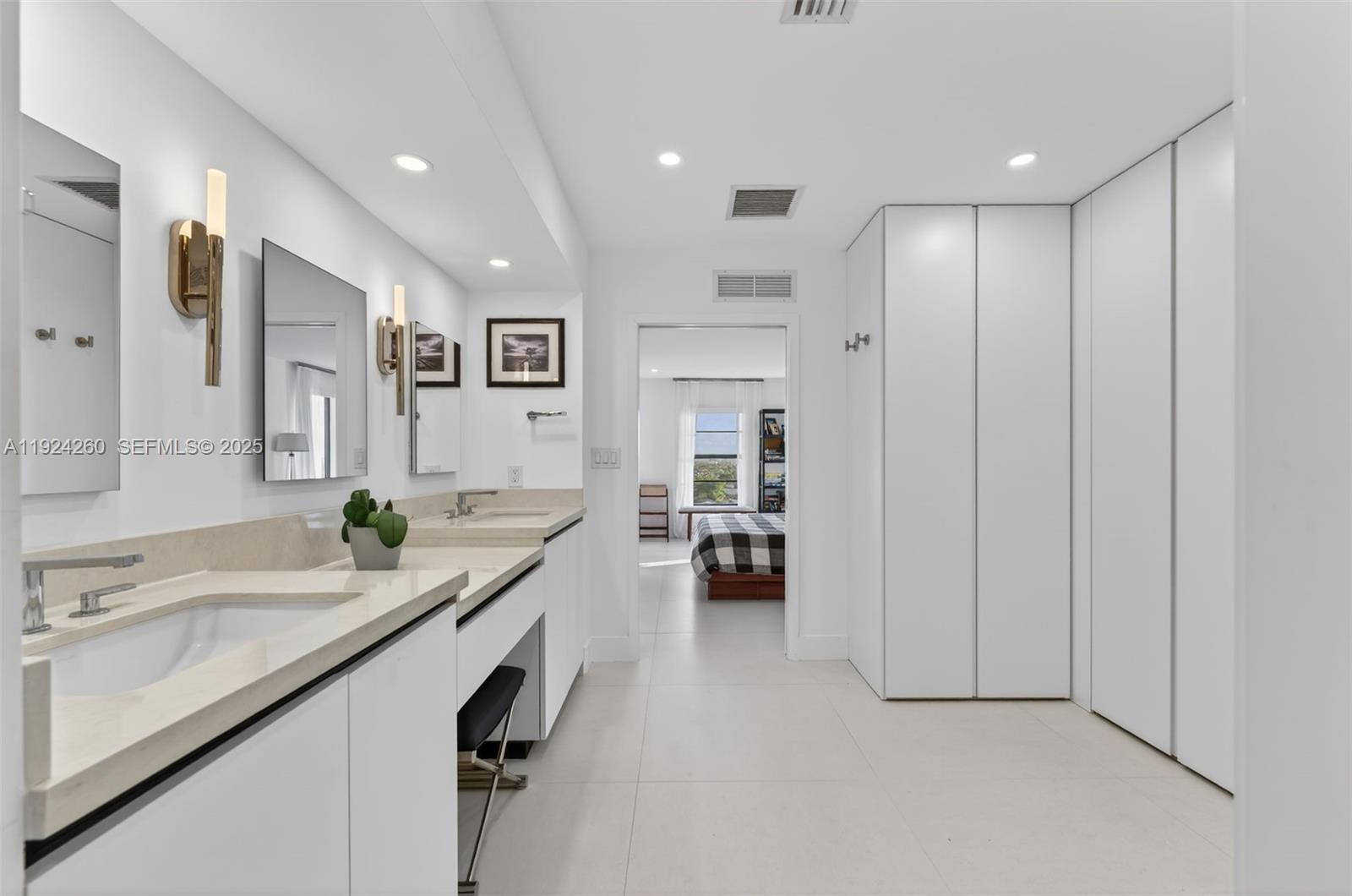 PILOT HOUSE CONDO - Residential