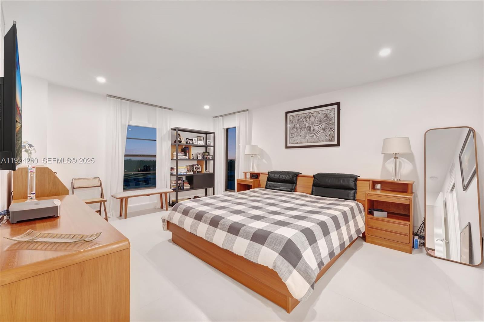 PILOT HOUSE CONDO - Residential