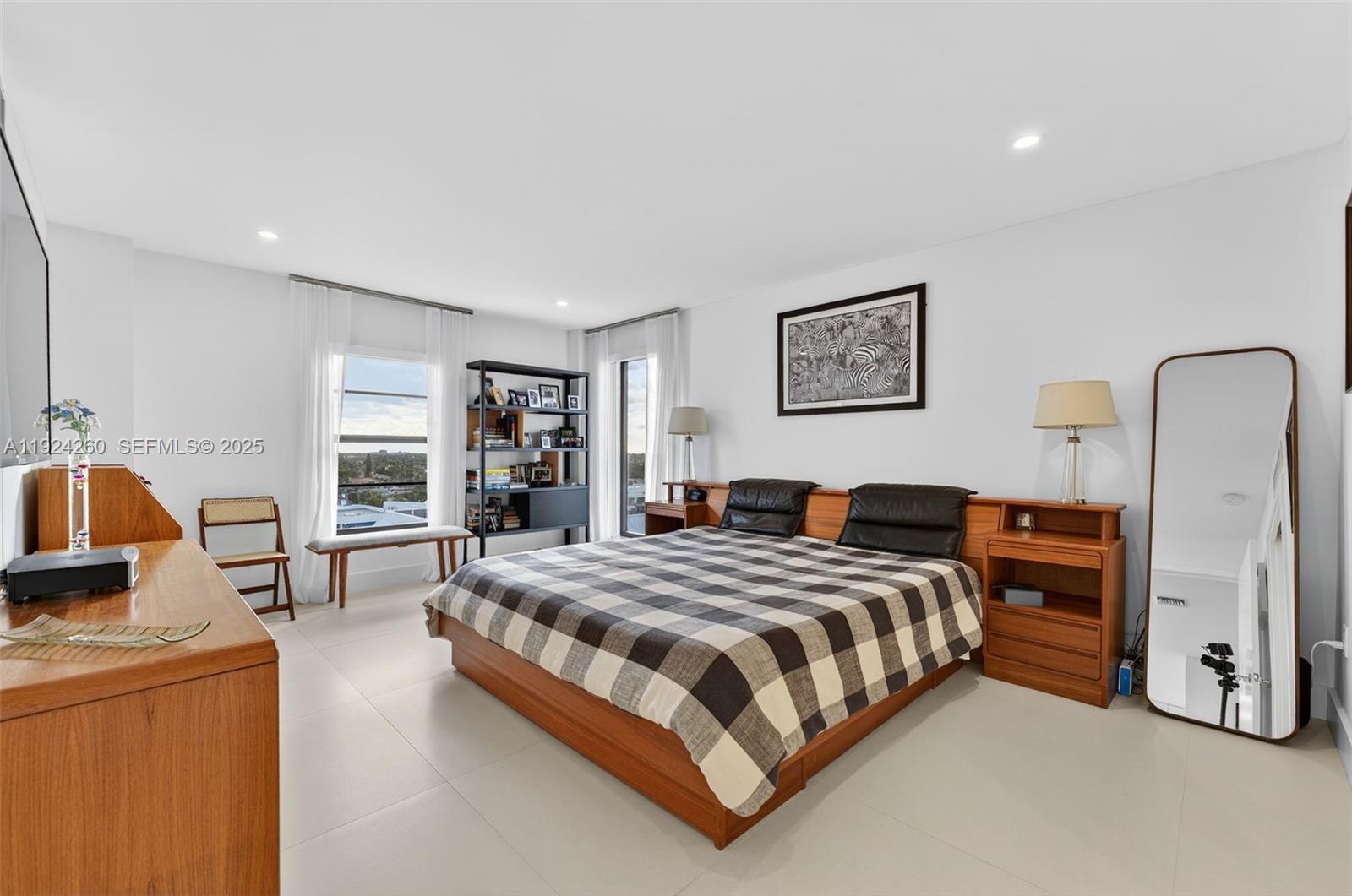 PILOT HOUSE CONDO - Residential