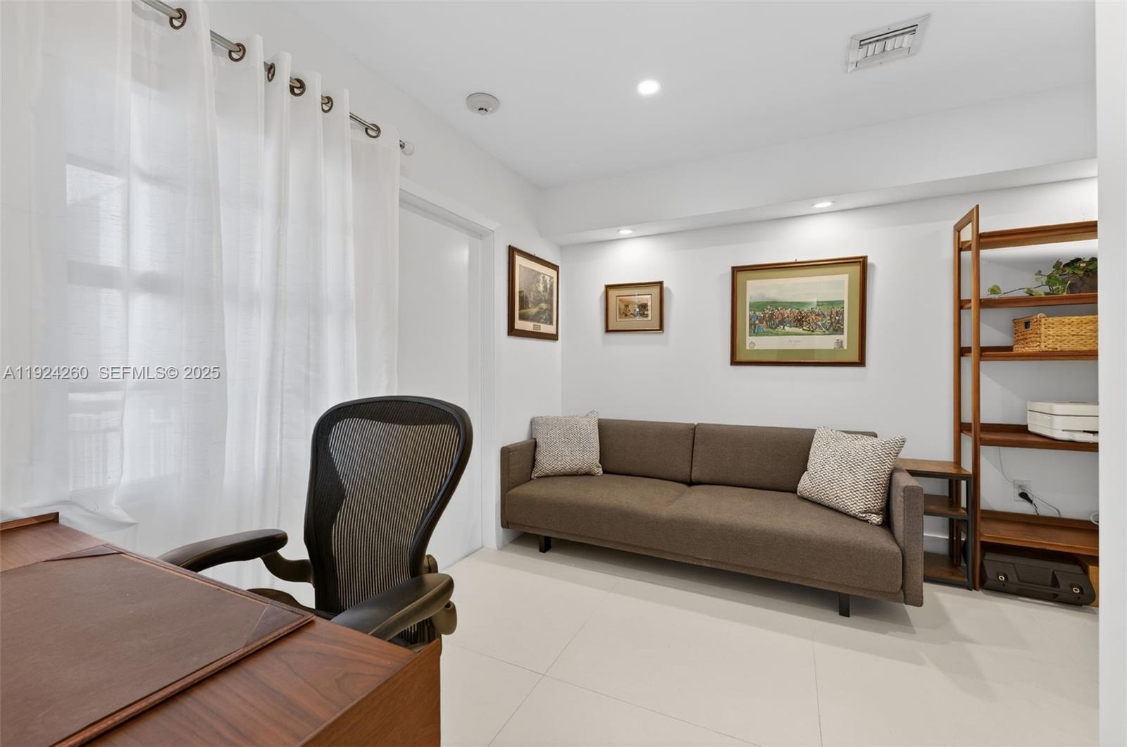 PILOT HOUSE CONDO - Residential