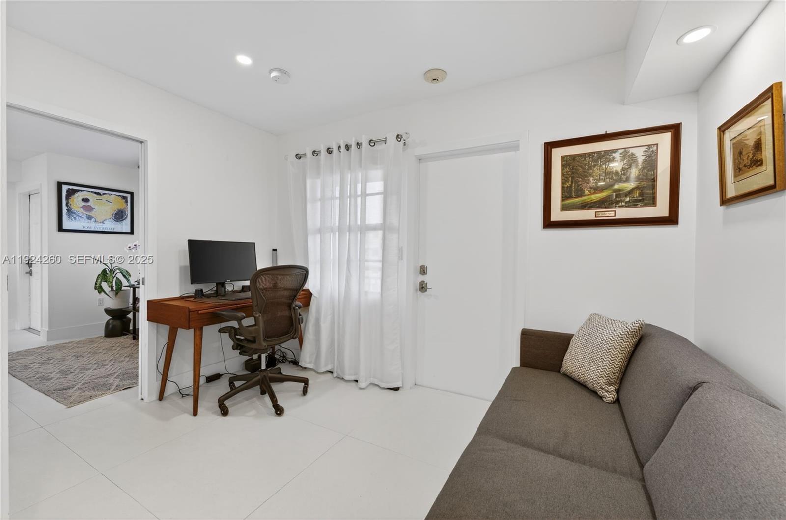 PILOT HOUSE CONDO - Residential