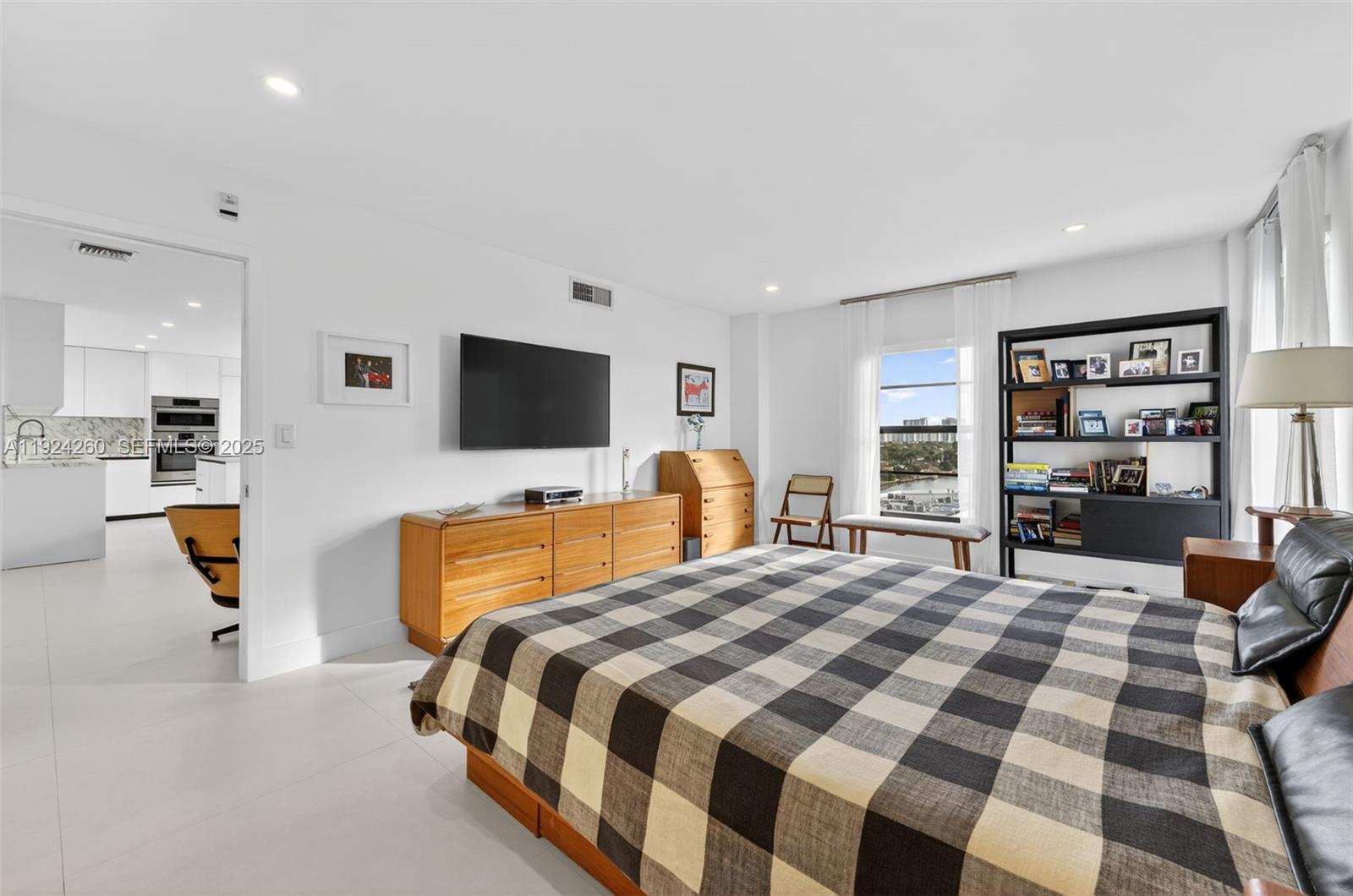 PILOT HOUSE CONDO - Residential