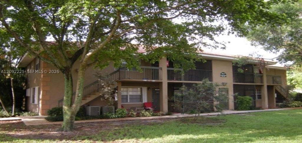 Photo of 746 NW 103rd Ter #204, Pembroke Pines, FL 33026 (MLS # A12092225)