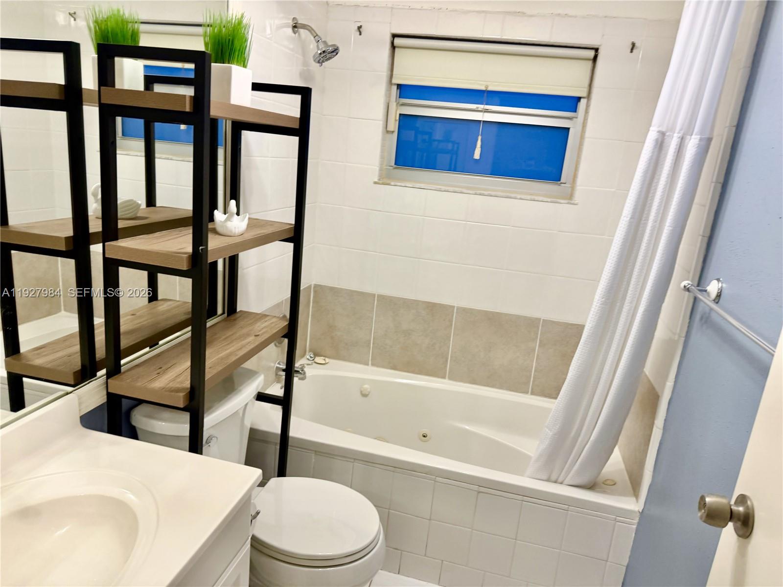 KINGS POINT SEVILLE CONDO - Residential