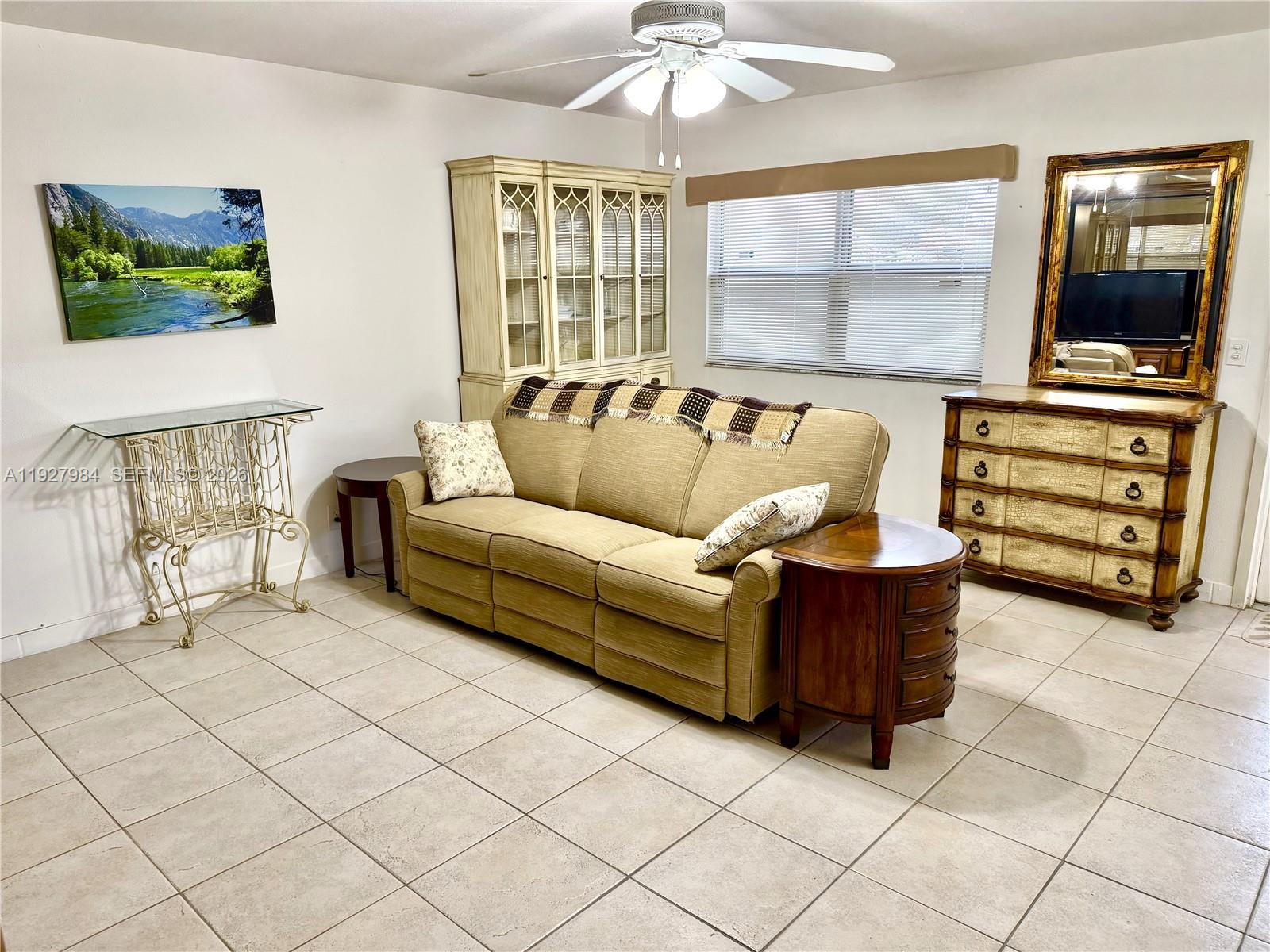 KINGS POINT SEVILLE CONDO - Residential