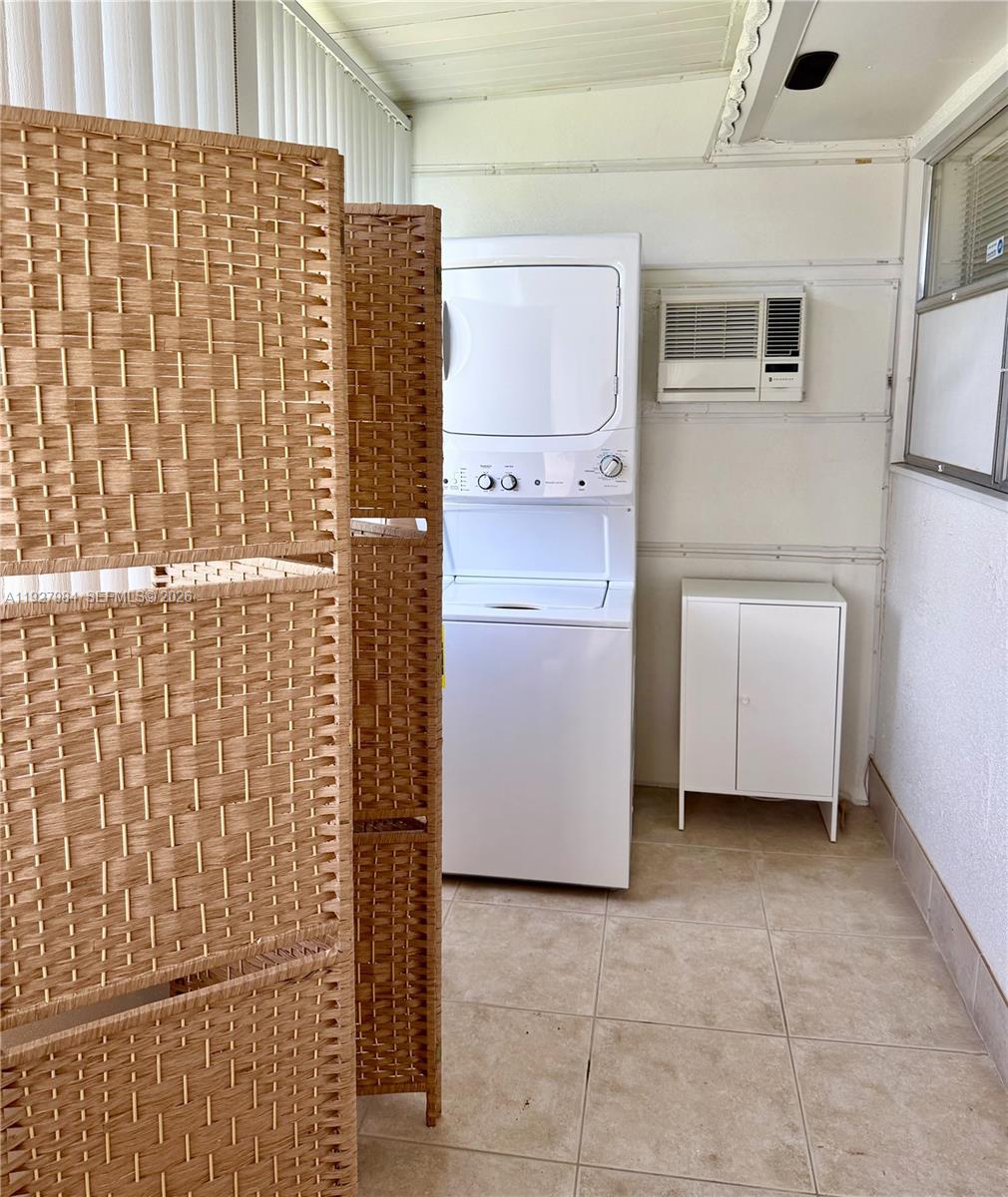 KINGS POINT SEVILLE CONDO - Residential