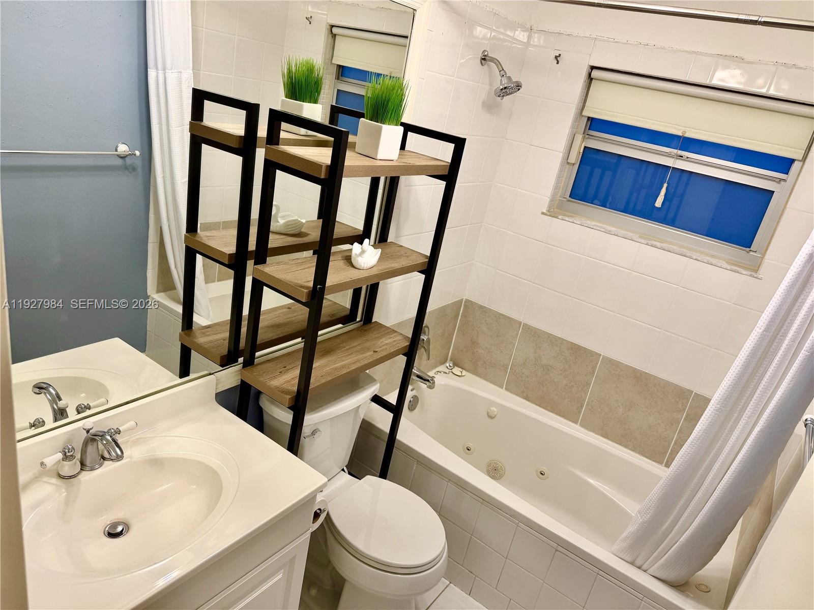 KINGS POINT SEVILLE CONDO - Residential