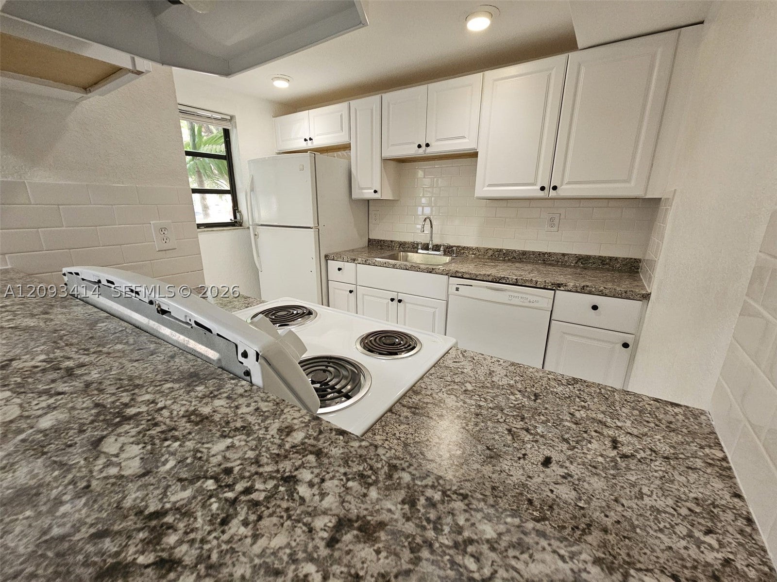 235 Antilla Ave 1