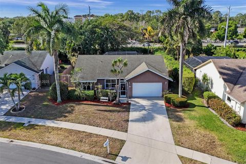 8372 Blue Cypress Dr Lake Worth FL 33467