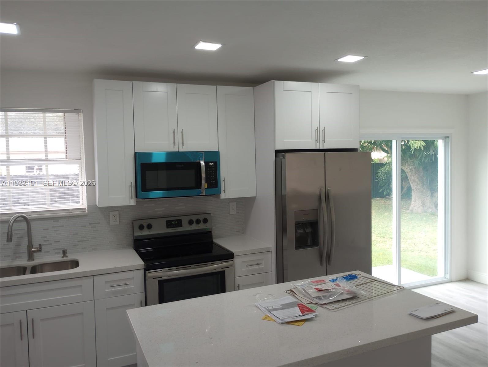 TUXEDO PARK - Residential