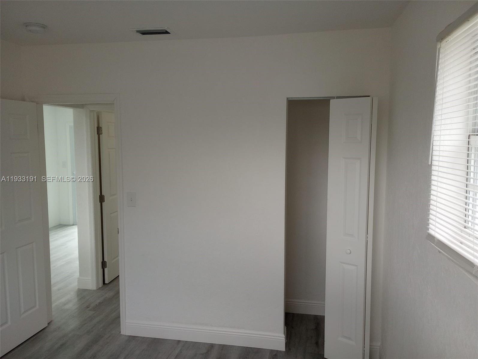 TUXEDO PARK - Residential