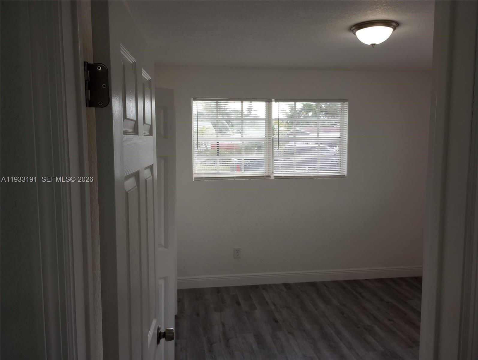 TUXEDO PARK - Residential