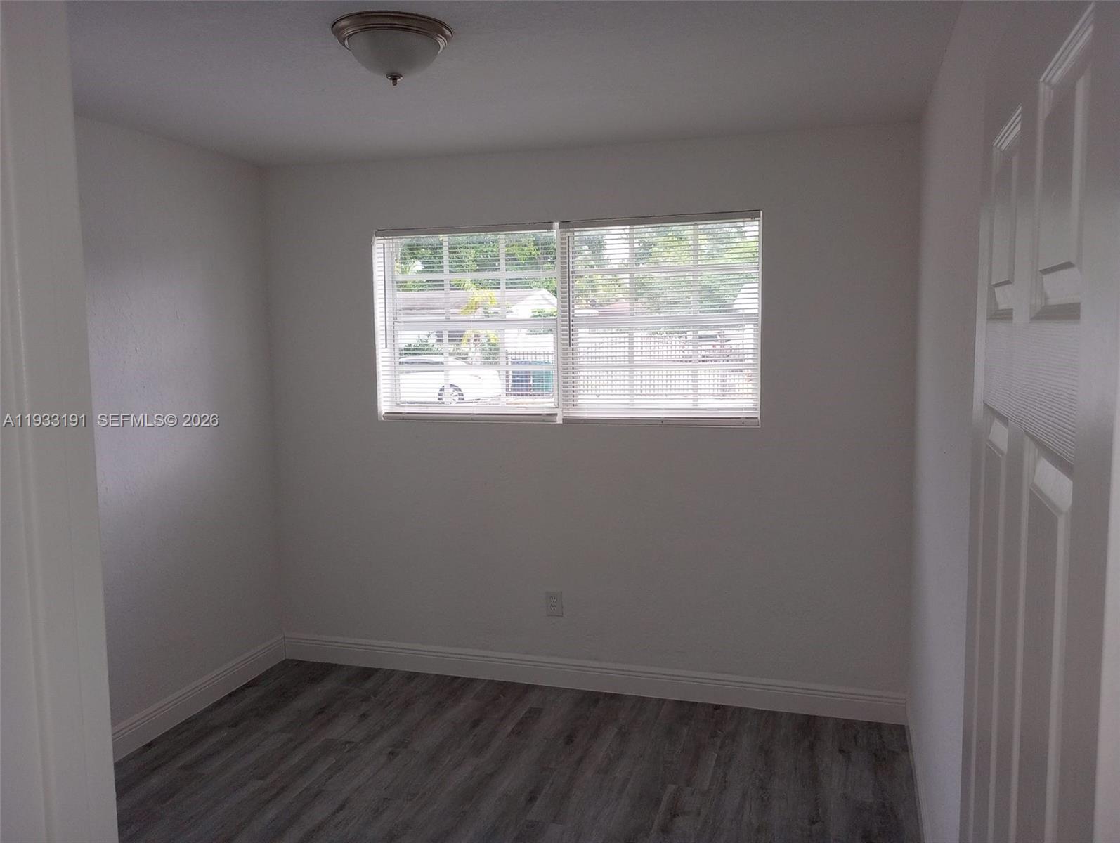 TUXEDO PARK - Residential