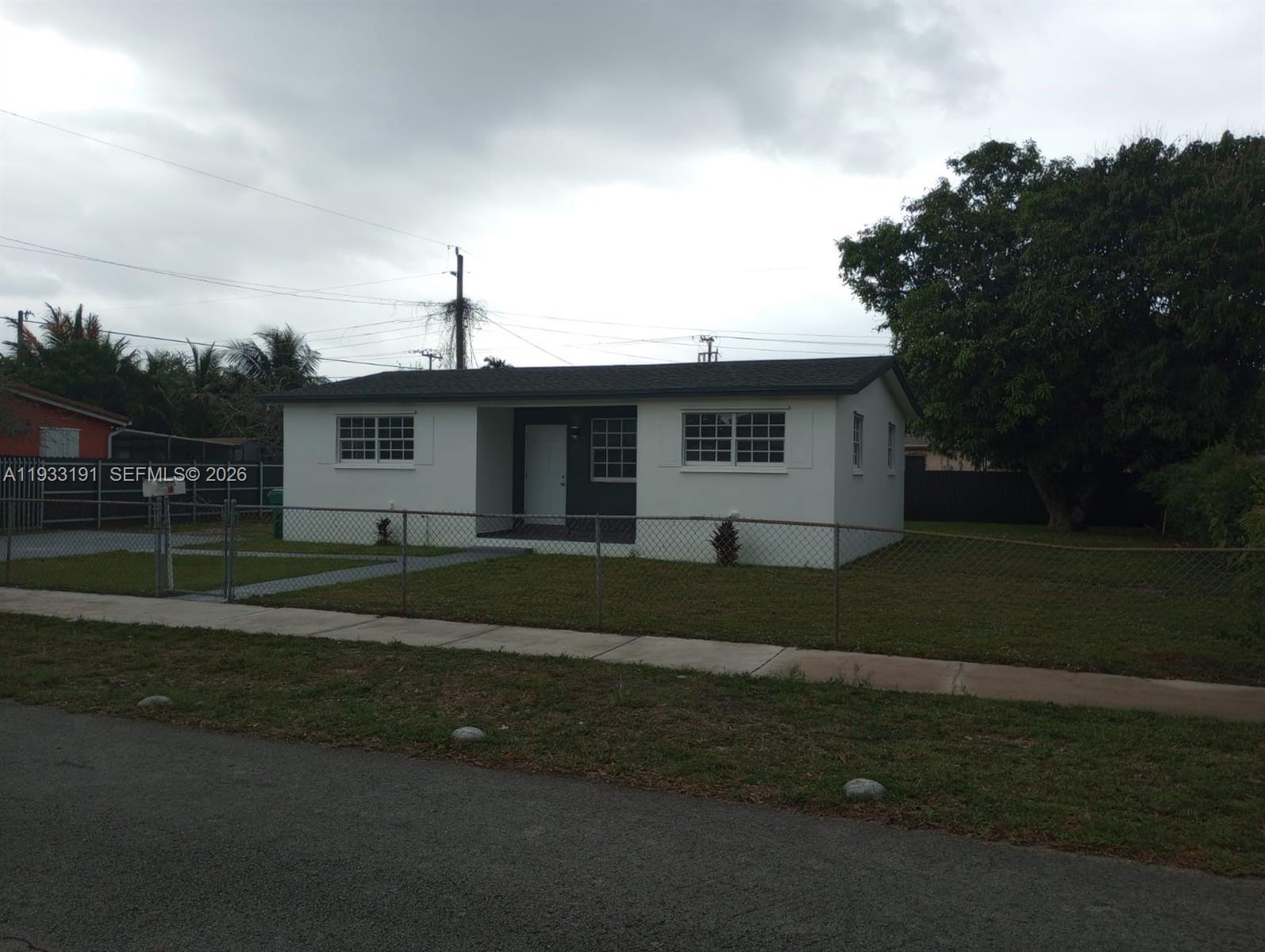 TUXEDO PARK - Residential