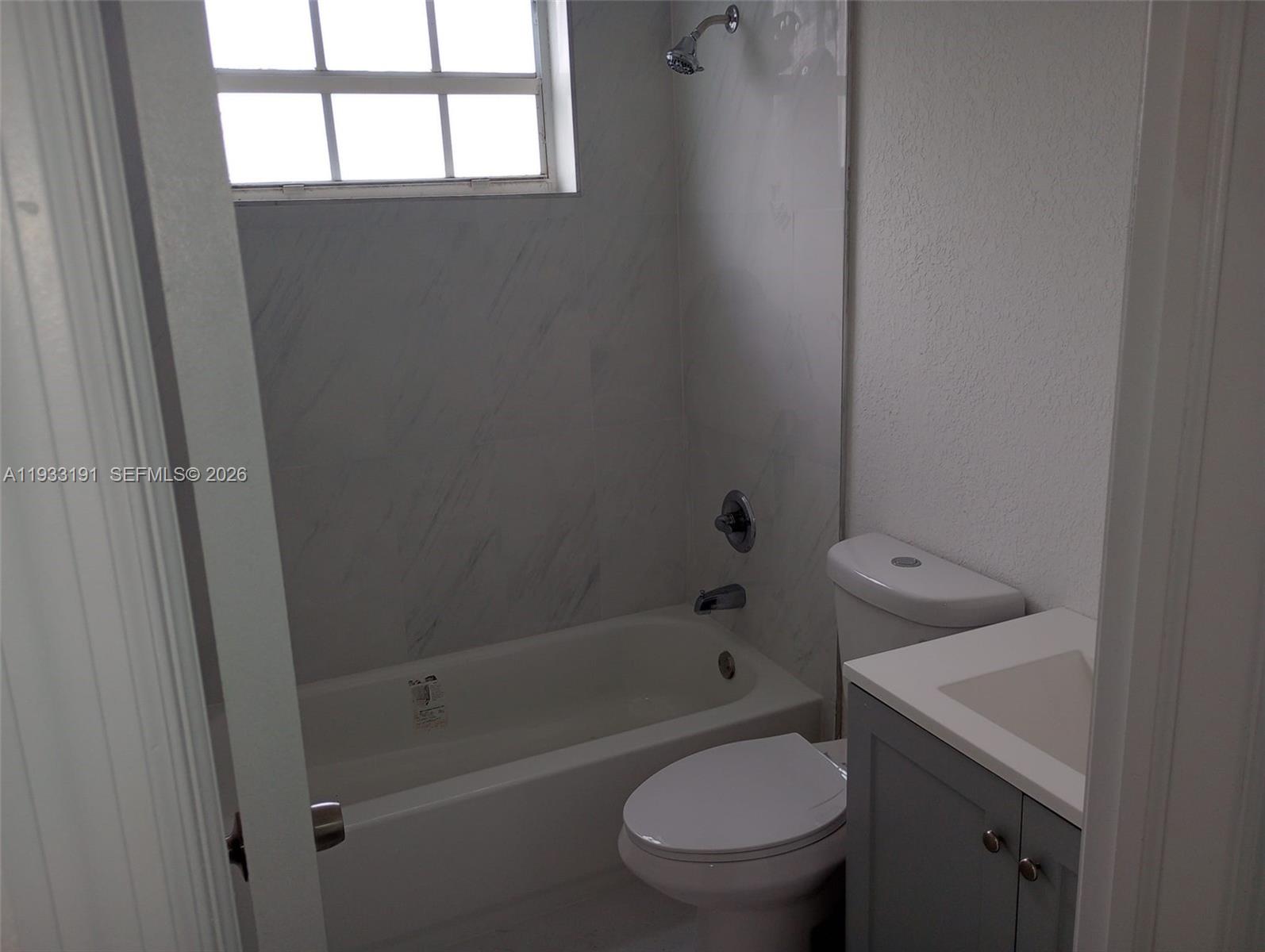 TUXEDO PARK - Residential