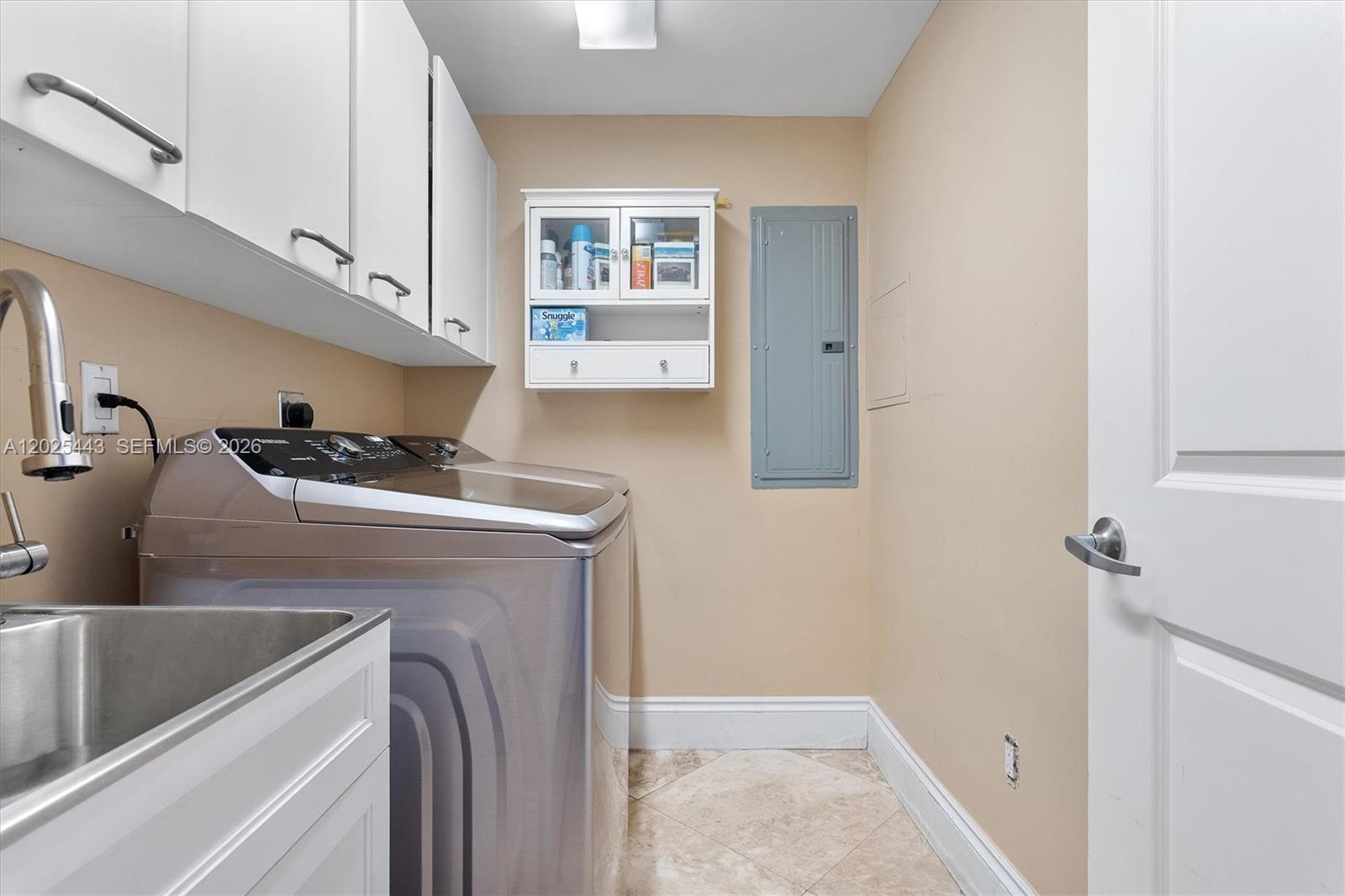 OCEAN PALMS CONDO - Residential